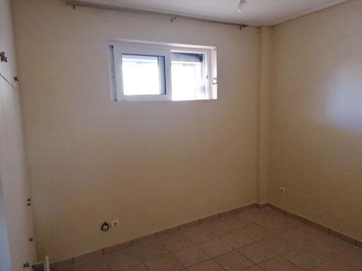 Image No.13-2 Bed Maisonette for sale