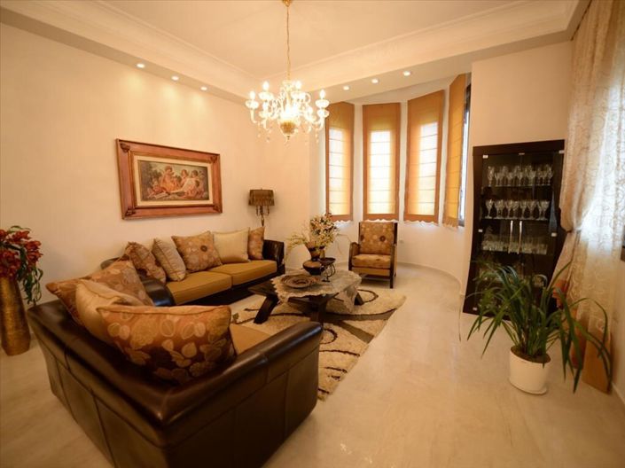 Image No.2-Propriété de 4 chambres à vendre à Katerini