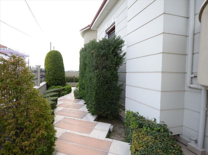 Image No.7-Propriété de 4 chambres à vendre à Katerini