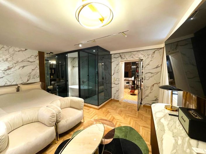 Image No.10-1 Bed Flat for sale