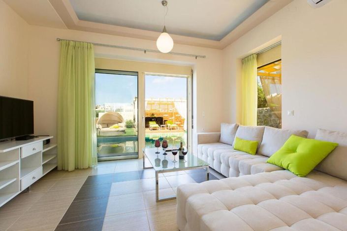 Image No.4-4 Bed Villa for sale