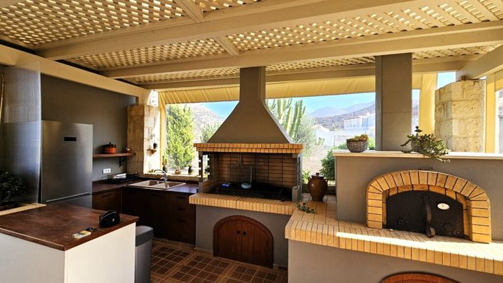 Image No.18-3 Bed Villa for sale