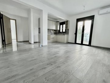 Photo 2 - Apartment 70 m² in Central Macedonia