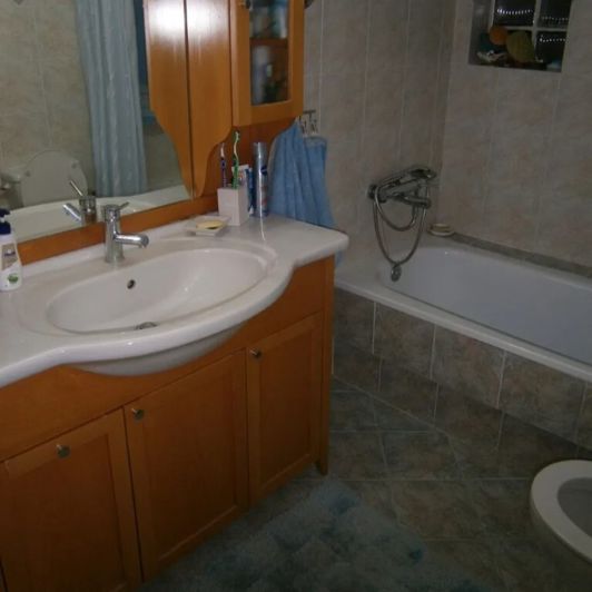 Image No.9-2 Bed Flat for sale