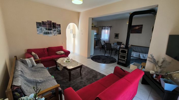 Image No.9-2 Bed Property for sale