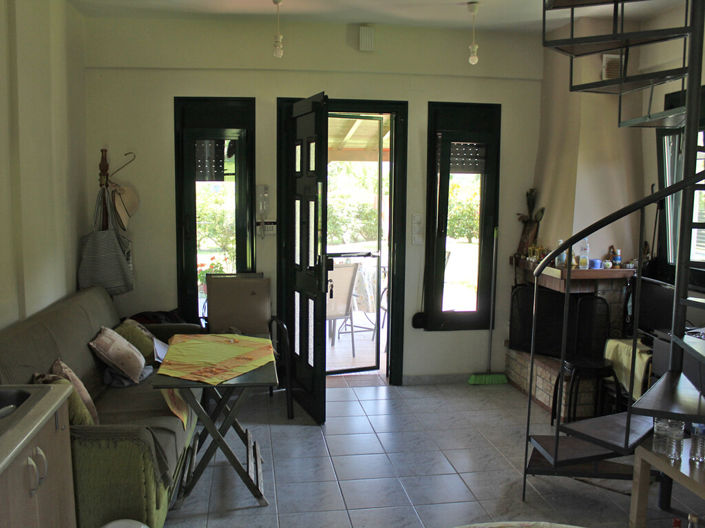 Image No.12-2 Bed Maisonette for sale