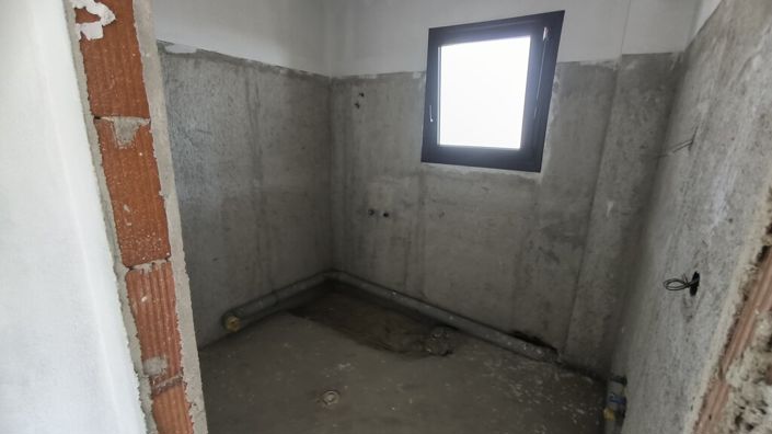 Image No.16-3 Bed Flat for sale