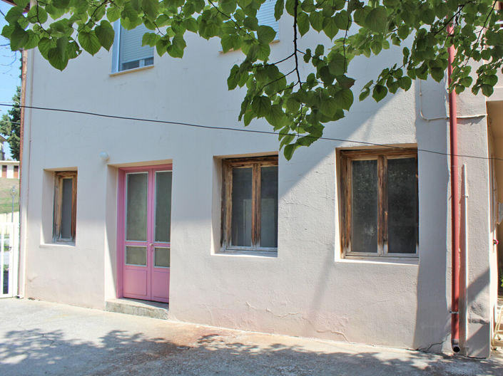 Image No.11-3 Bed Property for sale