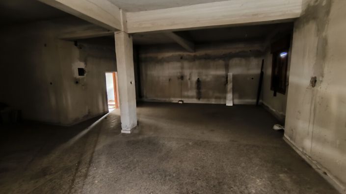 Image No.16-2 Bed Property for sale