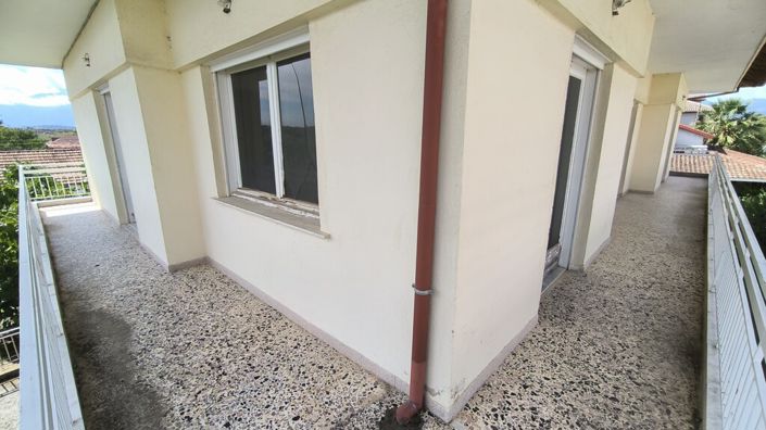 Image No.22-2 Bed Property for sale