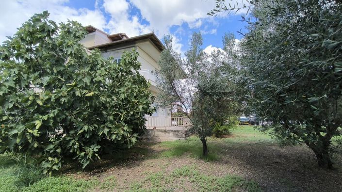 Image No.4-2 Bed Property for sale