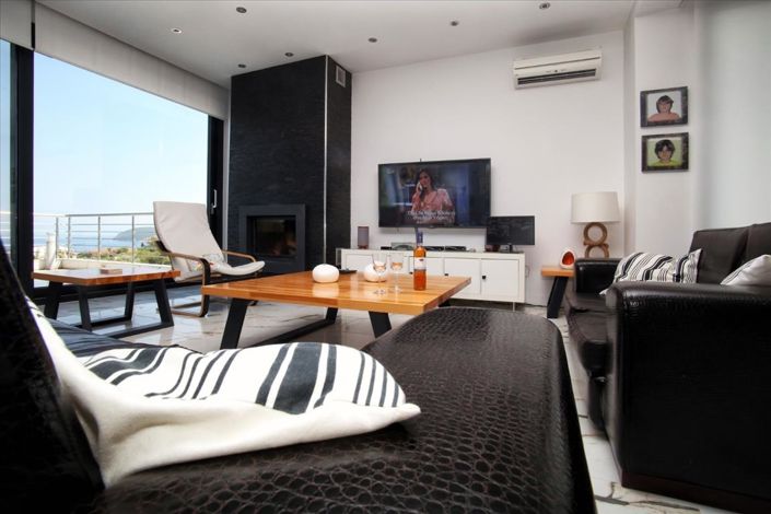 Image No.9-6 Bed Villa for sale