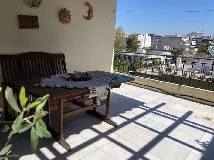 Image No.4-4 Bed Maisonette for sale