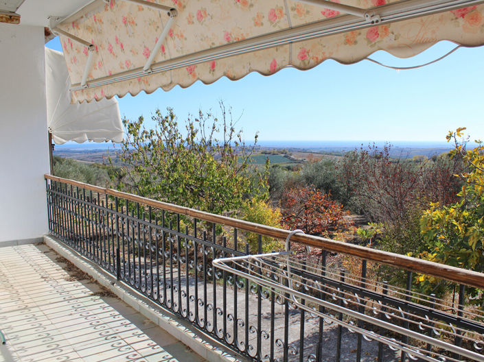 Image No.4-4 Bed Property for sale