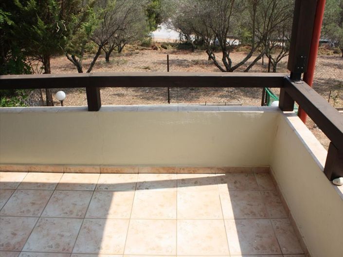 Image No.19-2 Bed Maisonette for sale