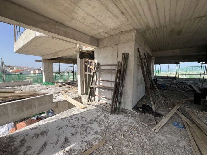 Image No.7-4 Bed Maisonette for sale