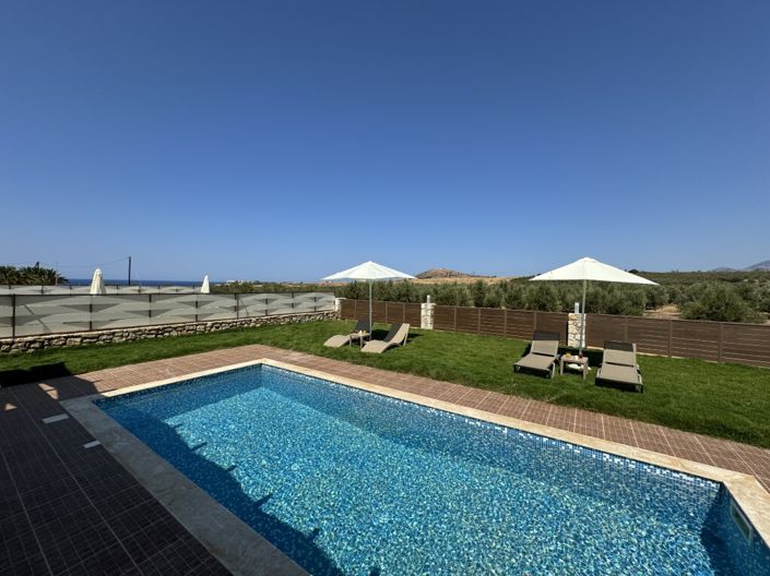 Image No.2-2 Bed Villa for sale