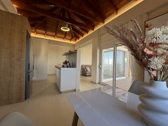 Image No.10-2 Bed Villa for sale