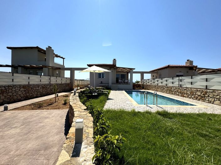 Image No.2-2 Bed Villa for sale
