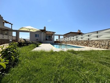 1 - Panormos, Villa