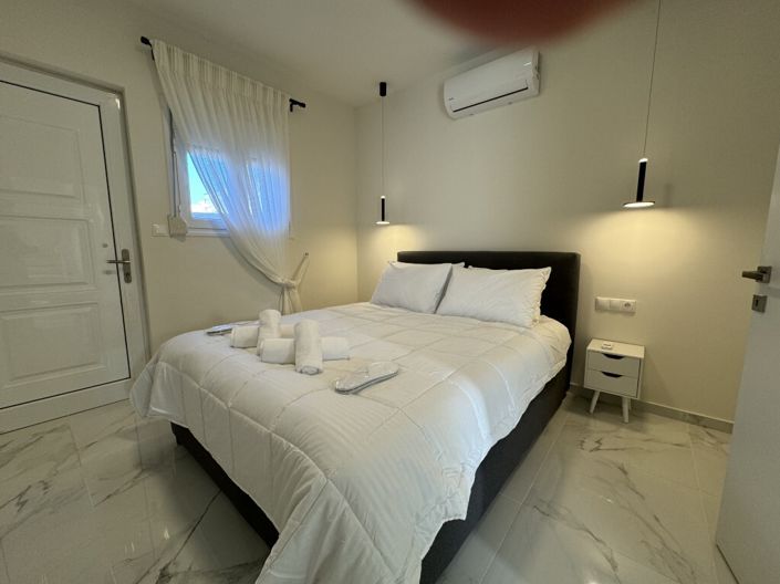 Image No.11-2 Bed Villa for sale