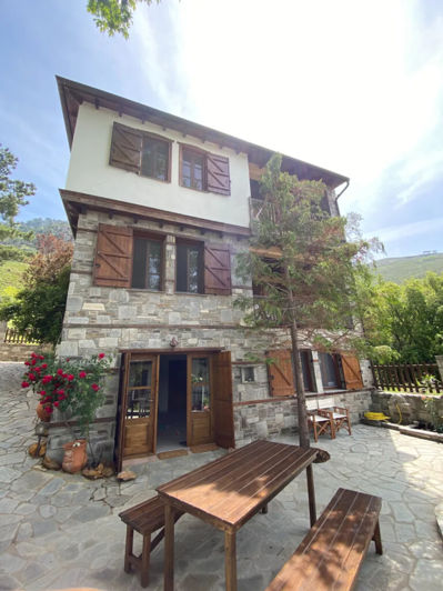 Image No.1-3 Bed Property for sale