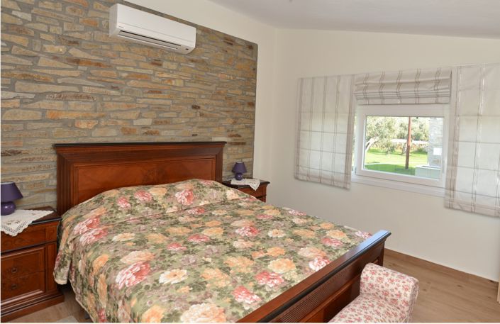 Image No.21-2 Bed Villa for sale