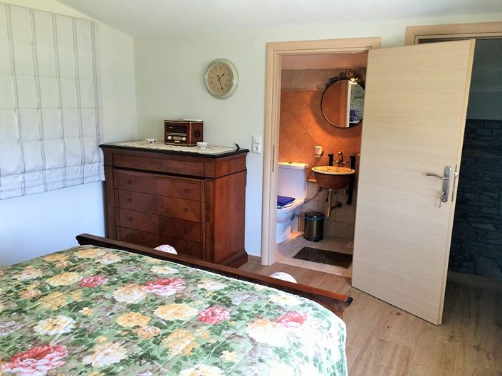 Image No.9-2 Bed Villa for sale