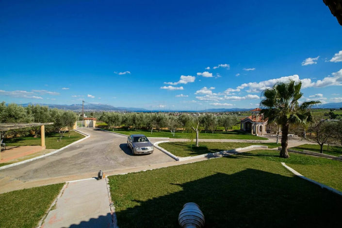 Image No.16-3 Bed Property for sale