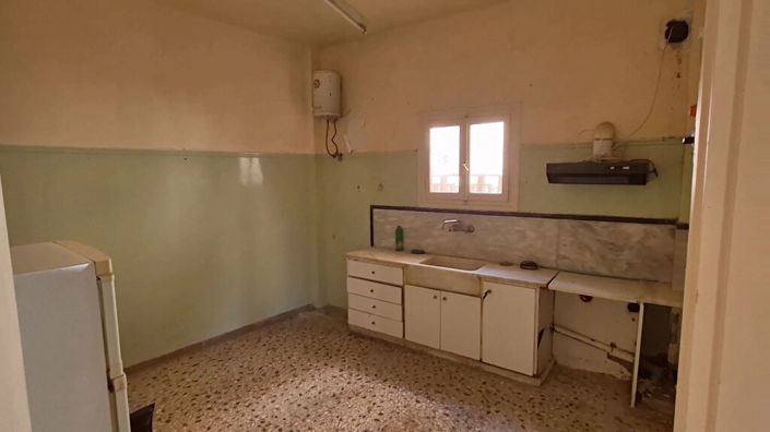 Image No.10-7 Bed Property for sale