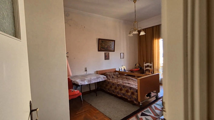 Image No.3-7 Bed Property for sale