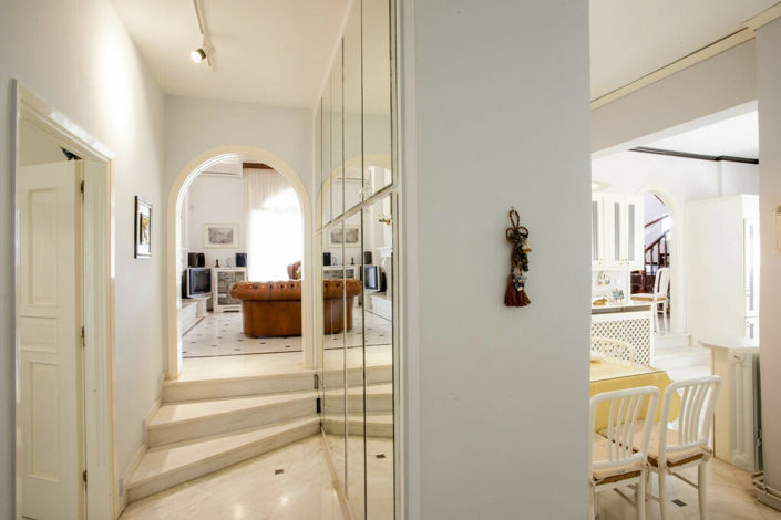 Image No.11-3 Bed Property for sale