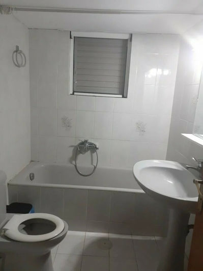 Image No.6-2 Bed Property for sale