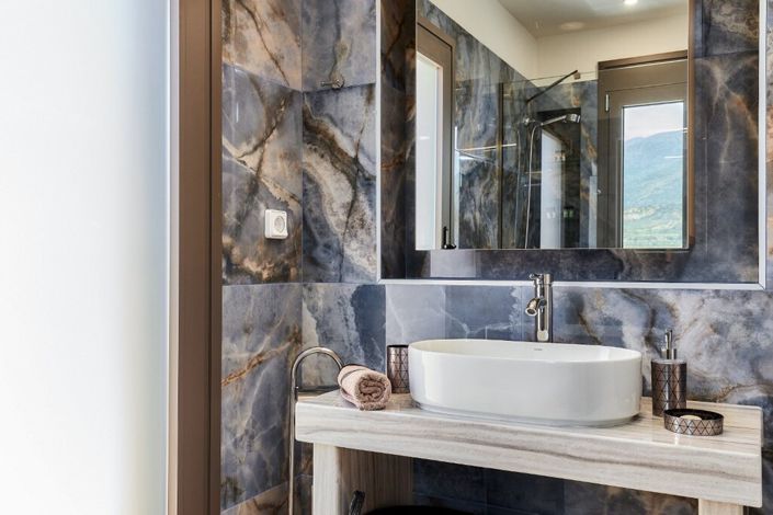 Image No.16-4 Bed Maisonette for sale