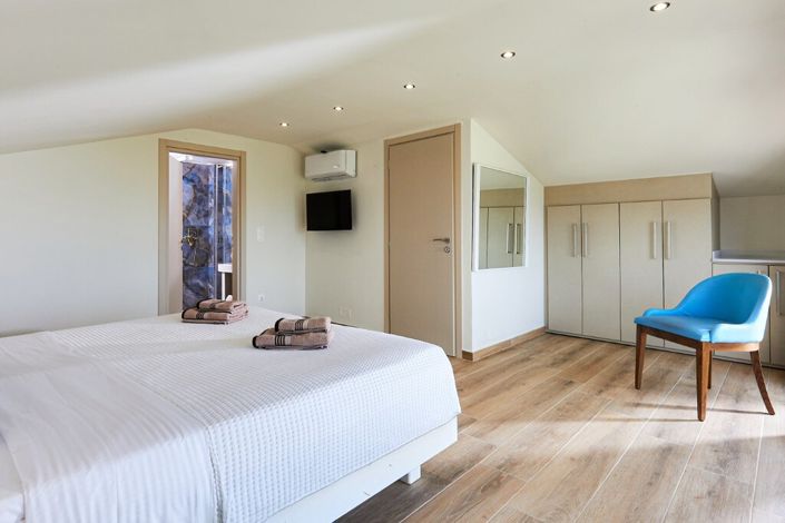 Image No.18-4 Bed Maisonette for sale