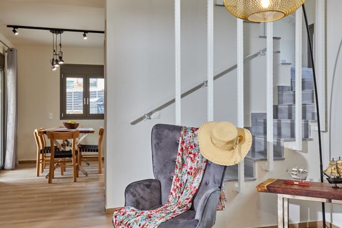 Image No.21-4 Bed Maisonette for sale