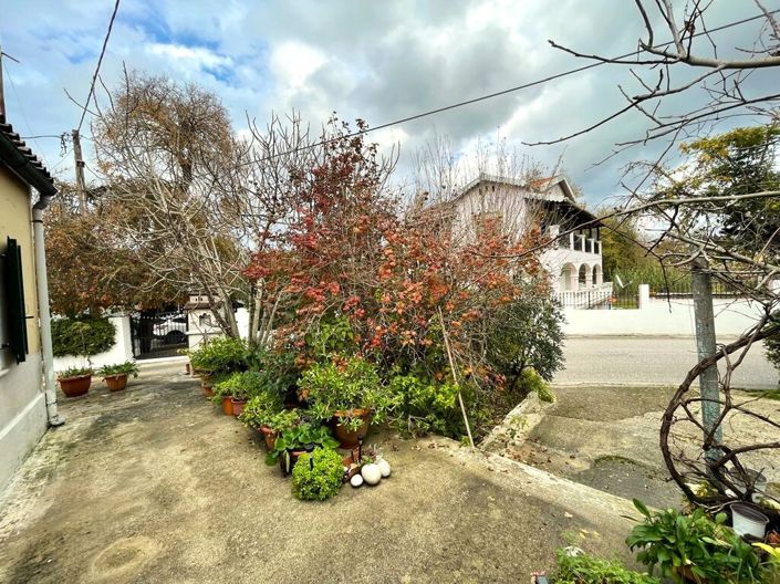 Image No.16-2 Bed Property for sale