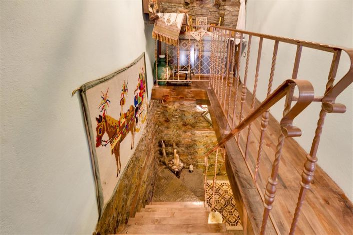 Image No.24-2 Bed Property for sale