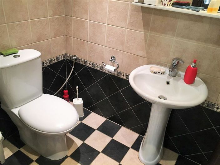 Image No.13-Propriété de 5 chambres à vendre à Thessalonique