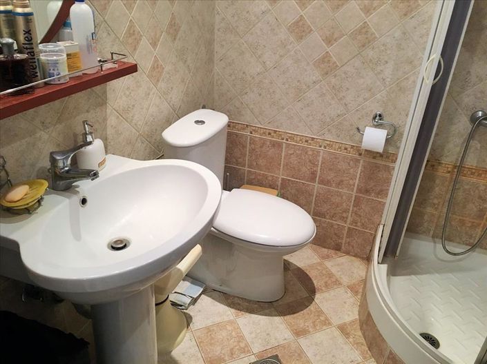 Image No.17-Propriété de 5 chambres à vendre à Thessalonique