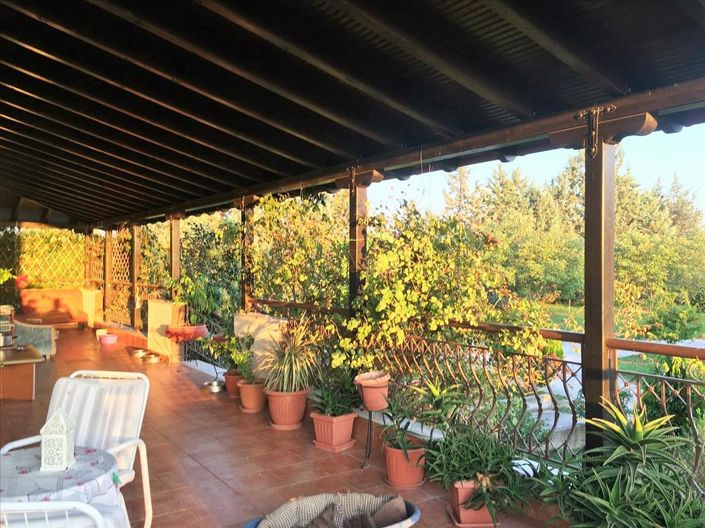 Image No.7-Propriété de 5 chambres à vendre à Thessalonique