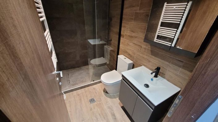 Image No.24-1 Bed Duplex for sale