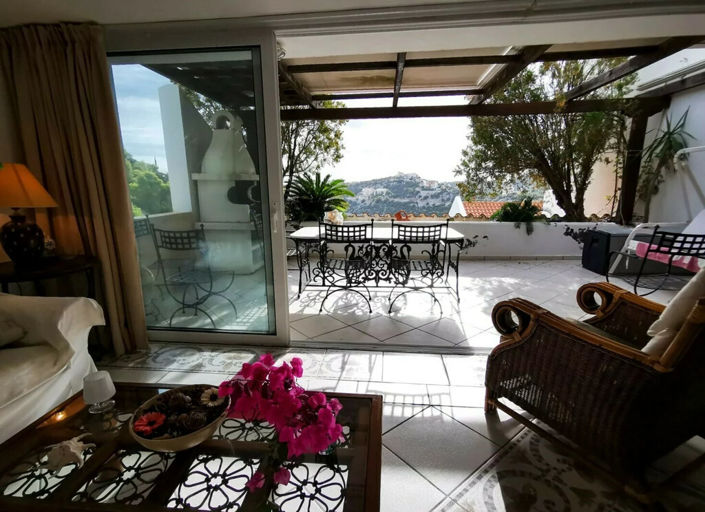 Image No.4-2 Bed Maisonette for sale