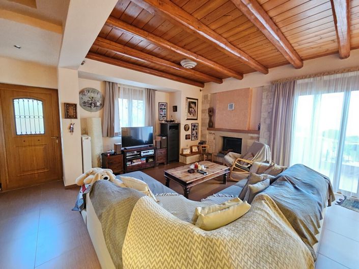 Image No.3-3 Bed Property for sale