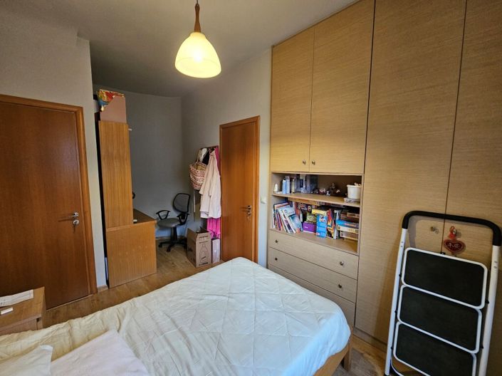 Image No.8-3 Bed Property for sale