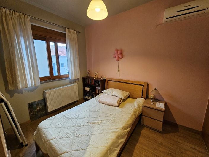 Image No.9-3 Bed Property for sale