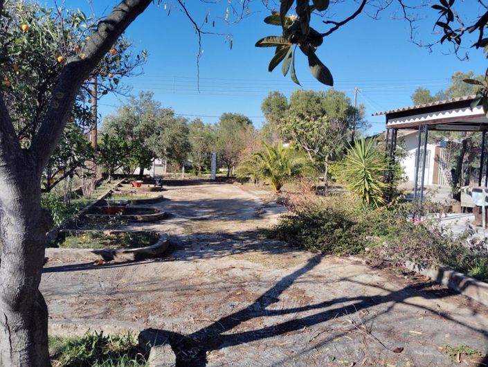 Image No.11-1 Bed Property for sale