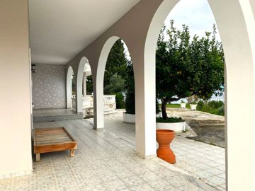 Photo 3 - Cottage 230 m² in Ionian islands