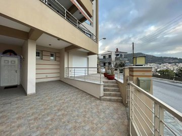 Photo 3 - Townhouse 250 m² in Macedonia