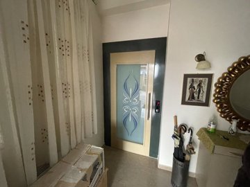 Photo 6 - Townhouse 250 m² in Macedonia